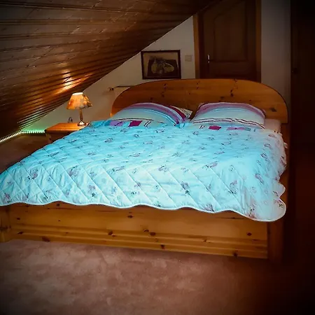 Appartement Mit Eigenem Eingang Und Garten Fuer 2-4 Personen Remagen